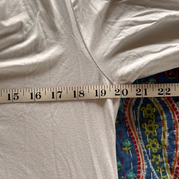 Kontrast white zippered long top. - Picture 7 of 7